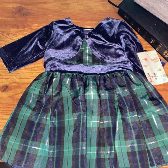 Baby dress - Picture 2 of 2